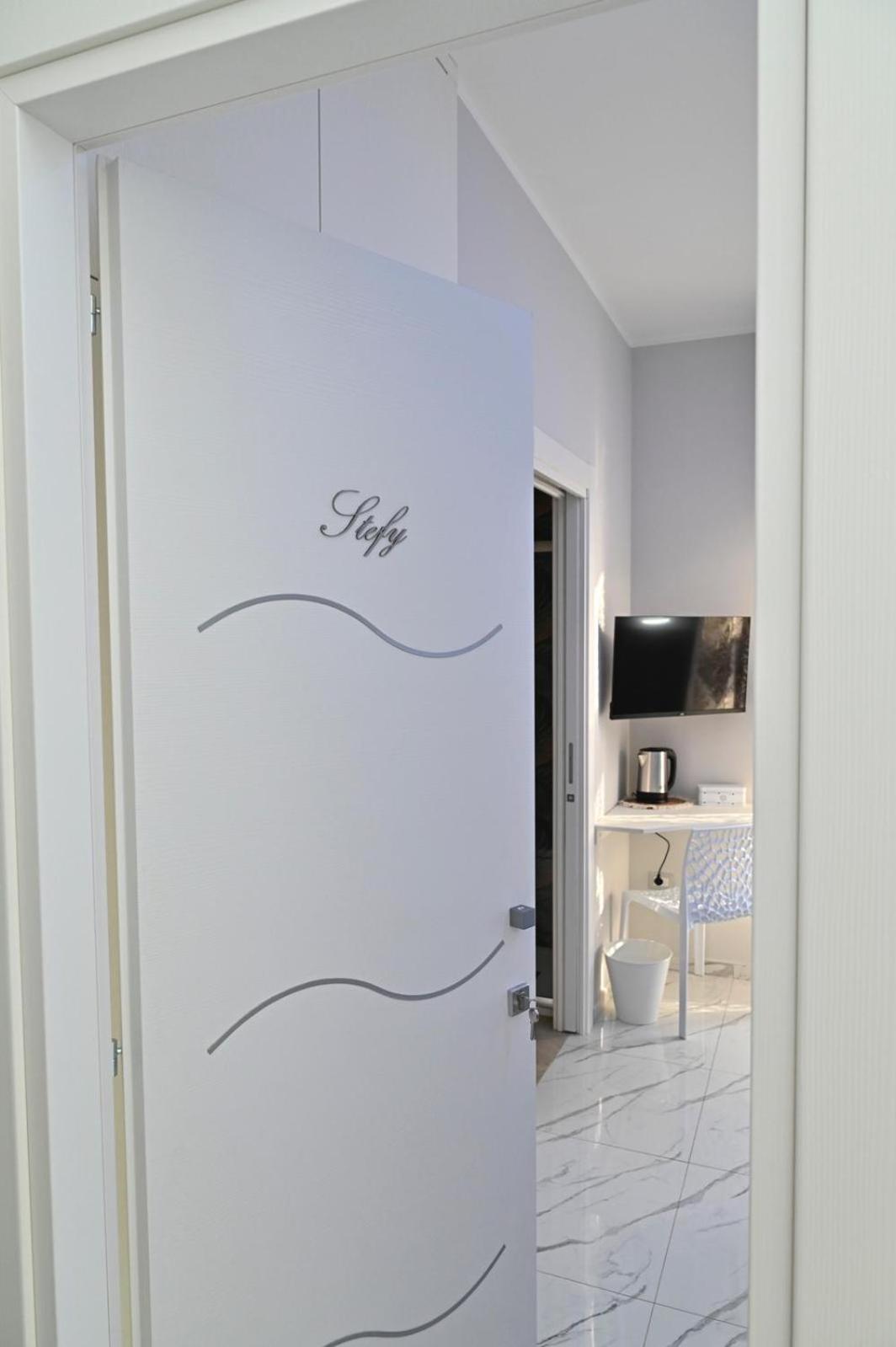 Bebsantaniellohouse1 Bed & Breakfast Napoli Ngoại thất bức ảnh