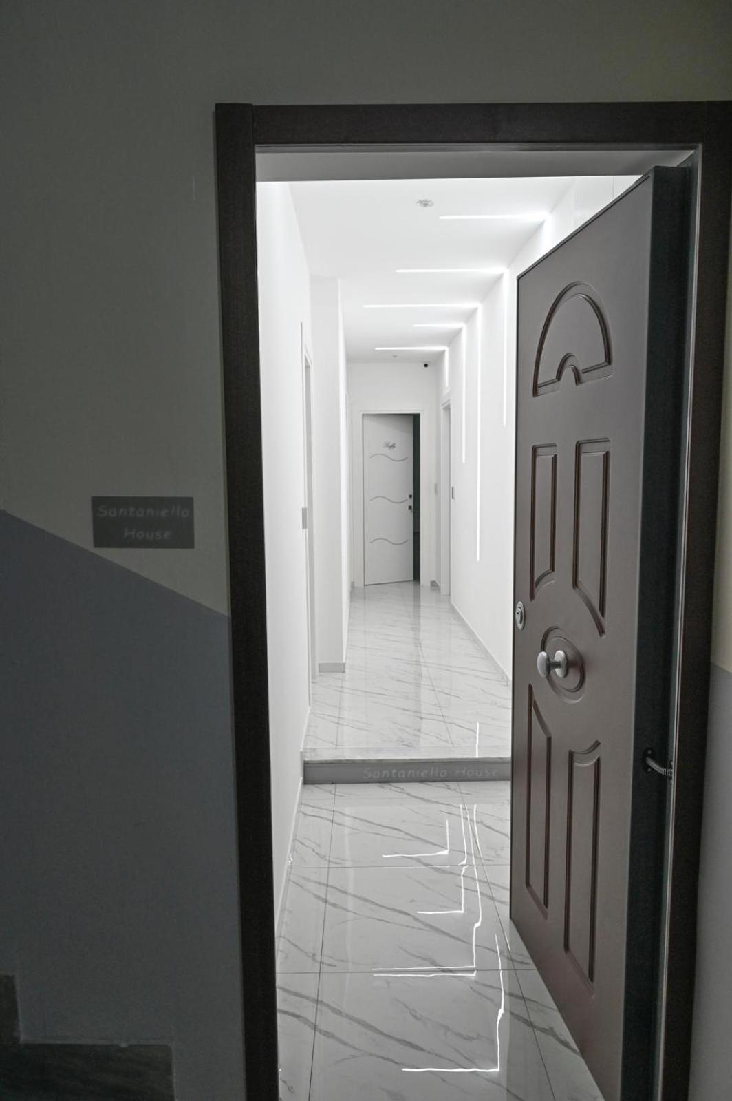 Bebsantaniellohouse1 Bed & Breakfast Napoli Ngoại thất bức ảnh