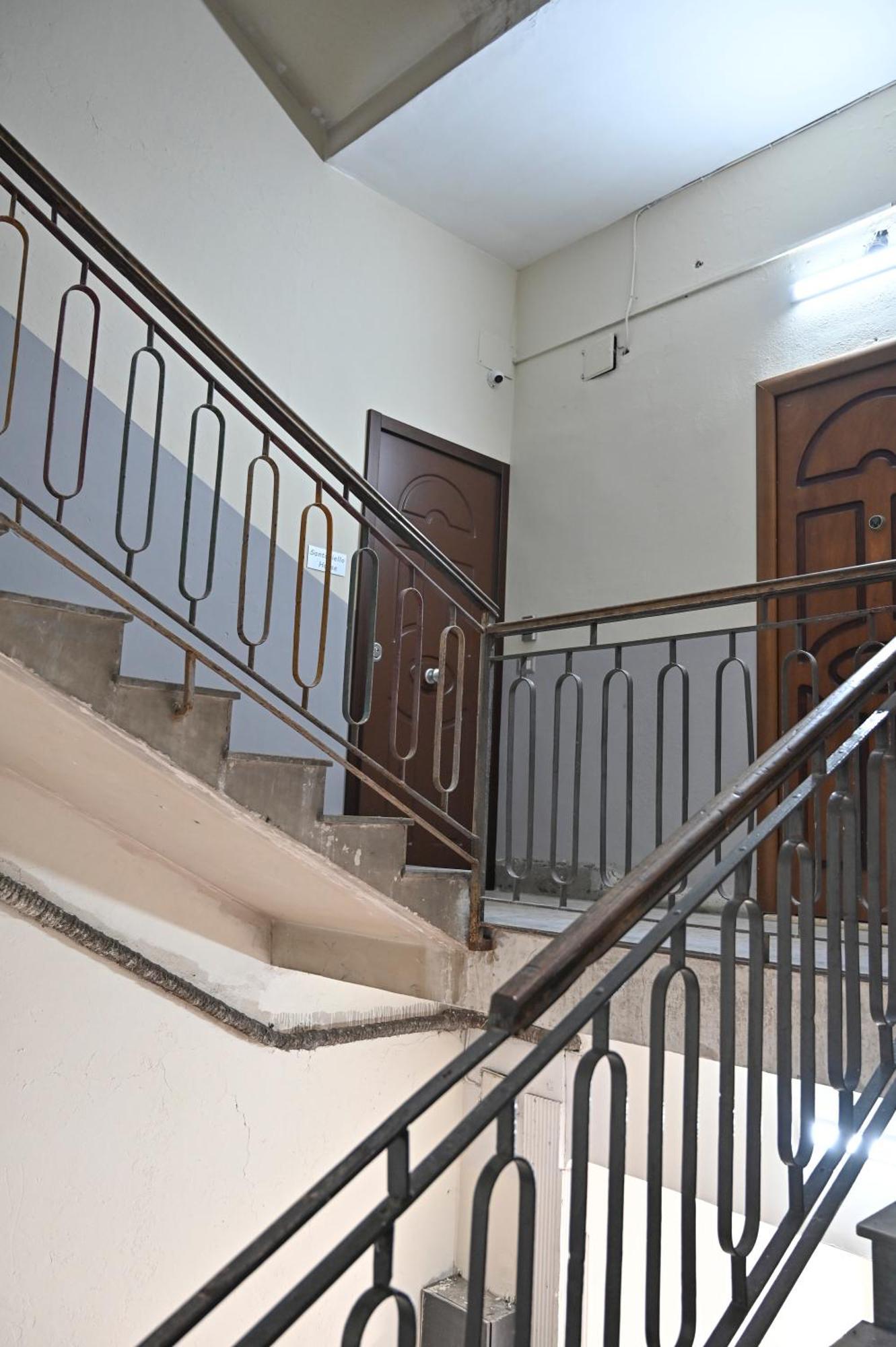 Bebsantaniellohouse1 Bed & Breakfast Napoli Ngoại thất bức ảnh