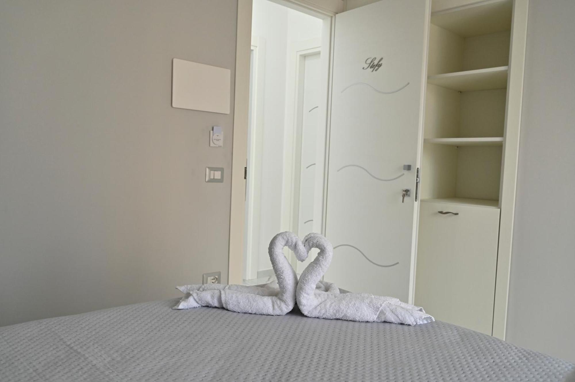 Bebsantaniellohouse1 Bed & Breakfast Napoli Ngoại thất bức ảnh